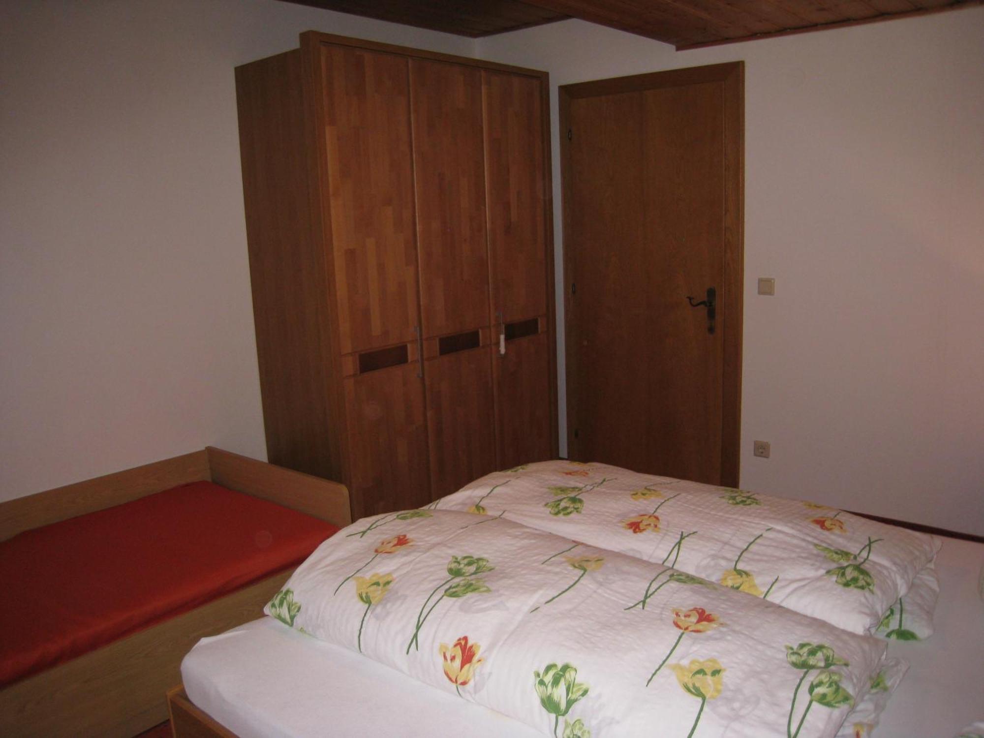 Hotel Haus Birgit Pettneu am Arlberg Exterior foto